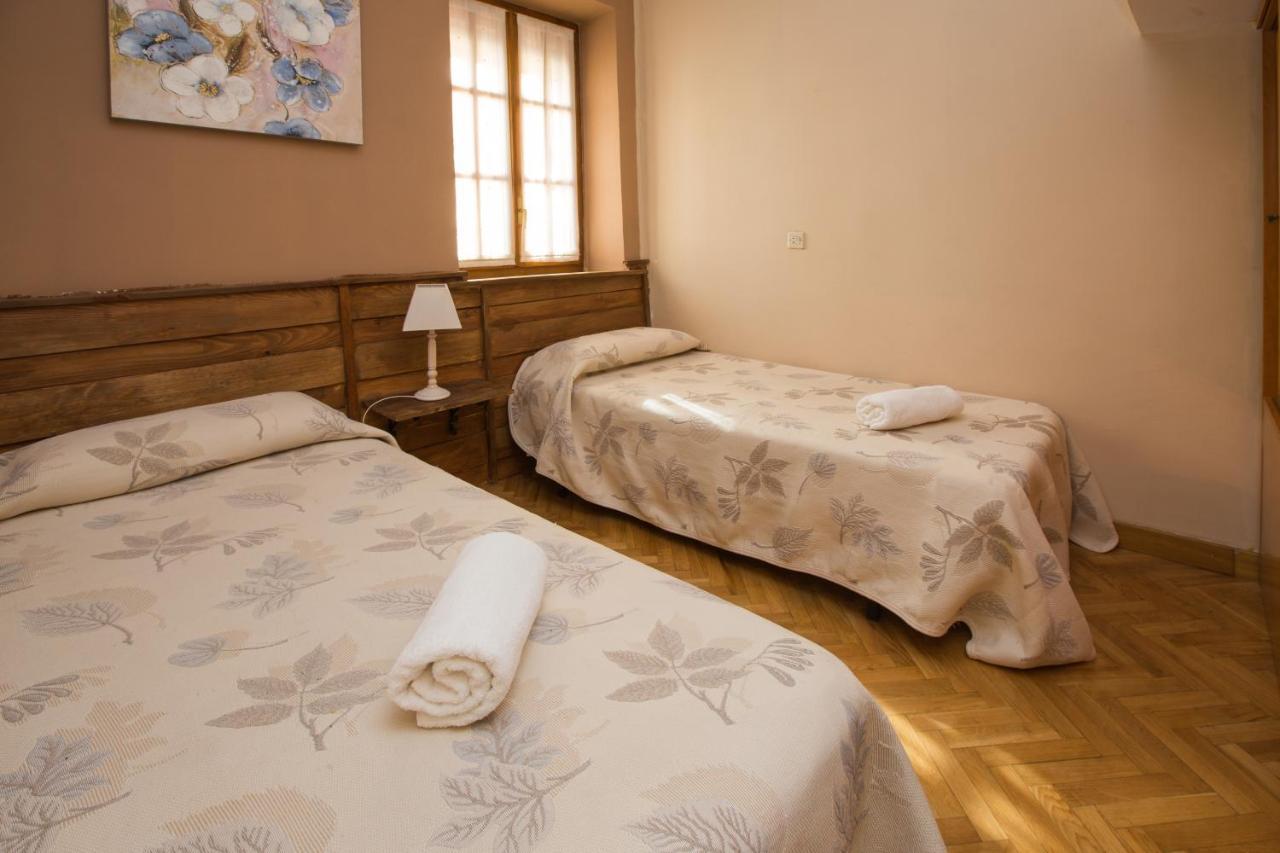 Apartamentos Turisticos Avila Villa Carmen I Luaran gambar